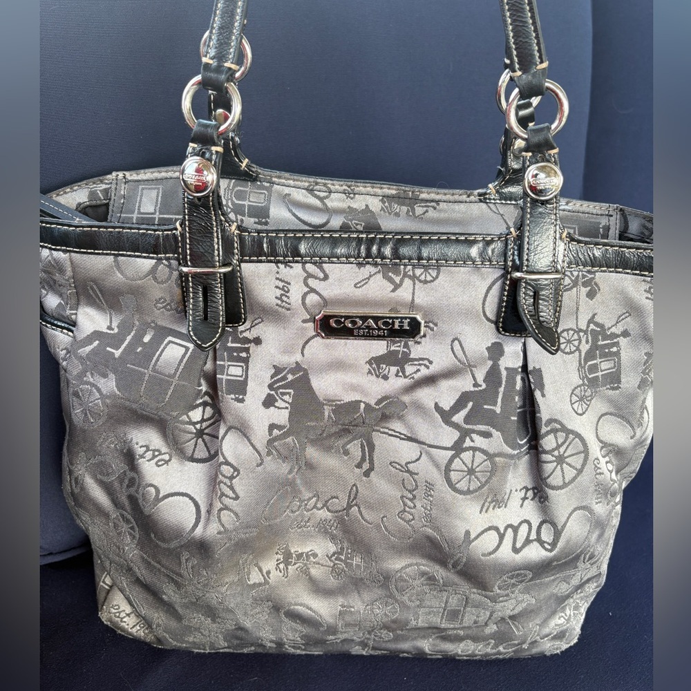 COACH HORSE CARRIAGE EAST WEST GALLERY TOTE SHOULDER BAG F16563 GRAY BLACK - Picture 1 of 7